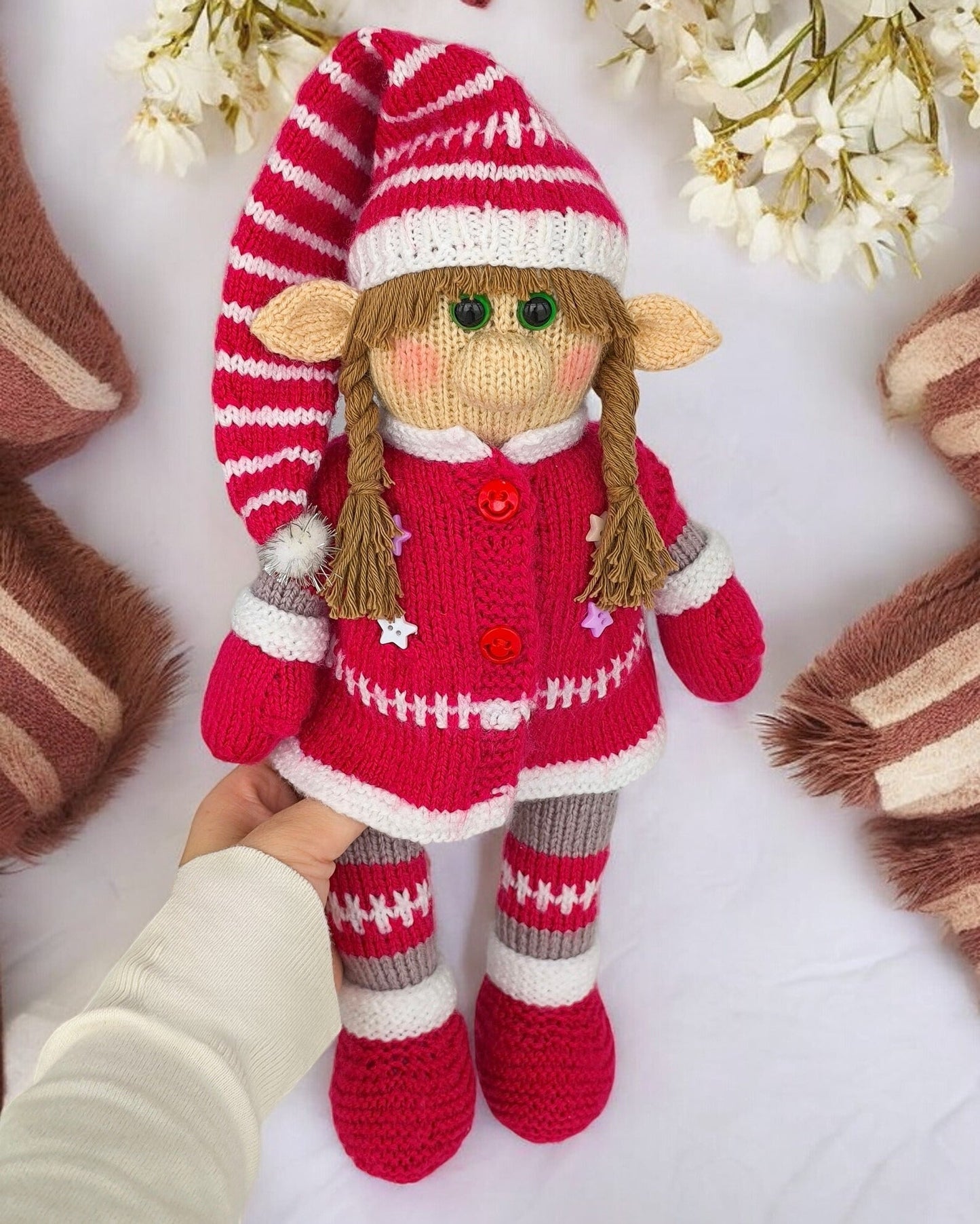 Christmas Elves Knitting Pattern