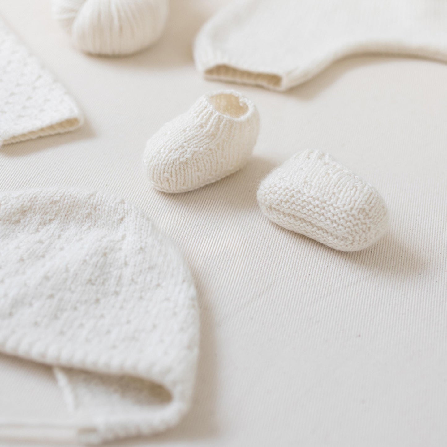 Baby Booties Knitting Pattern