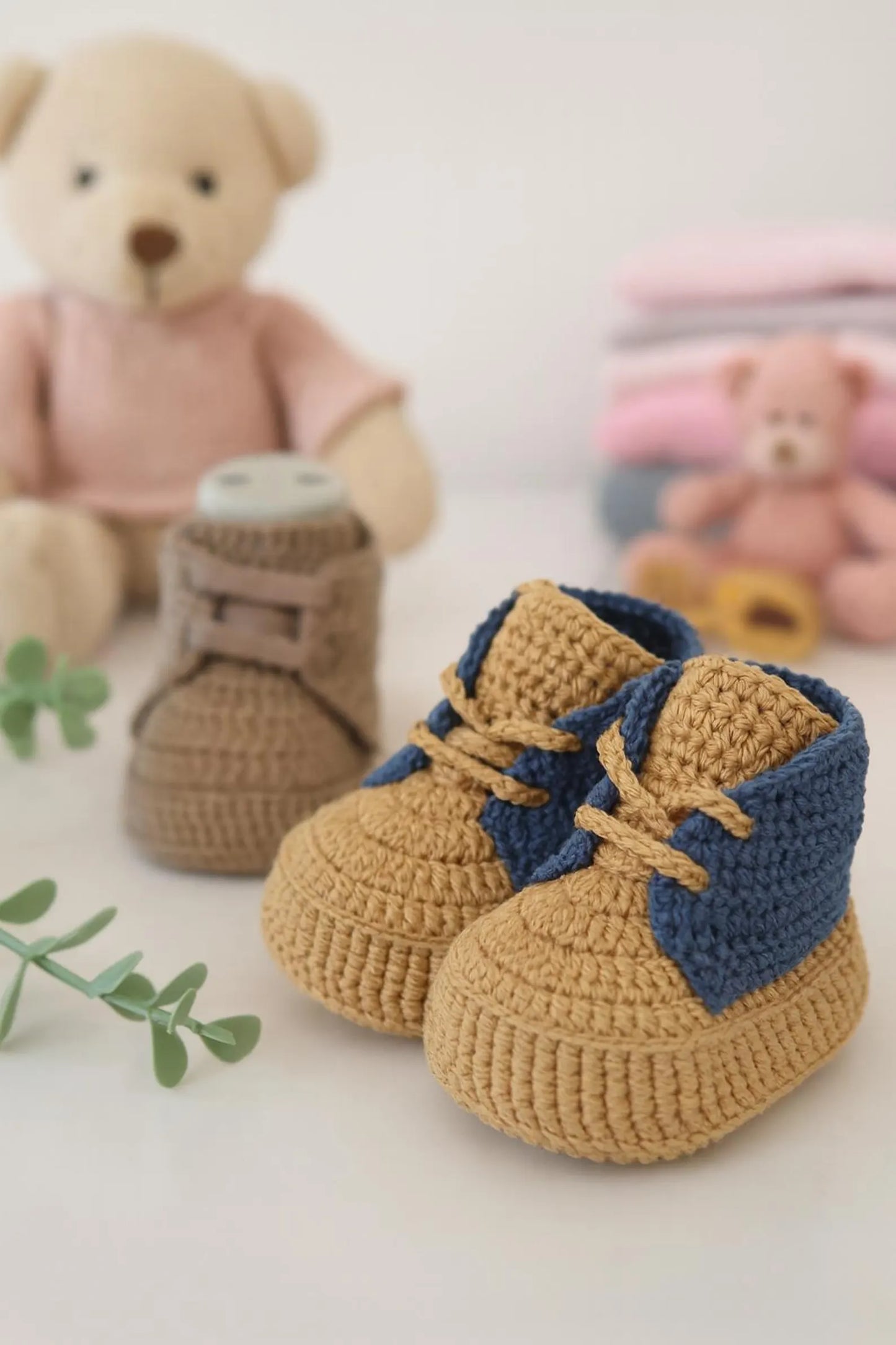 Baby Sneakers Crochet Pattern