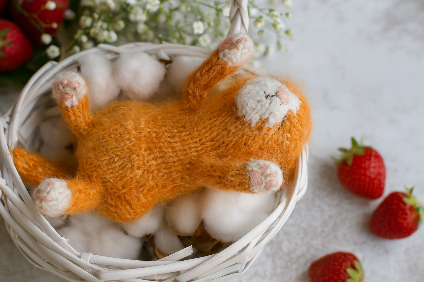 Sleeping Kitten Knitting Pattern