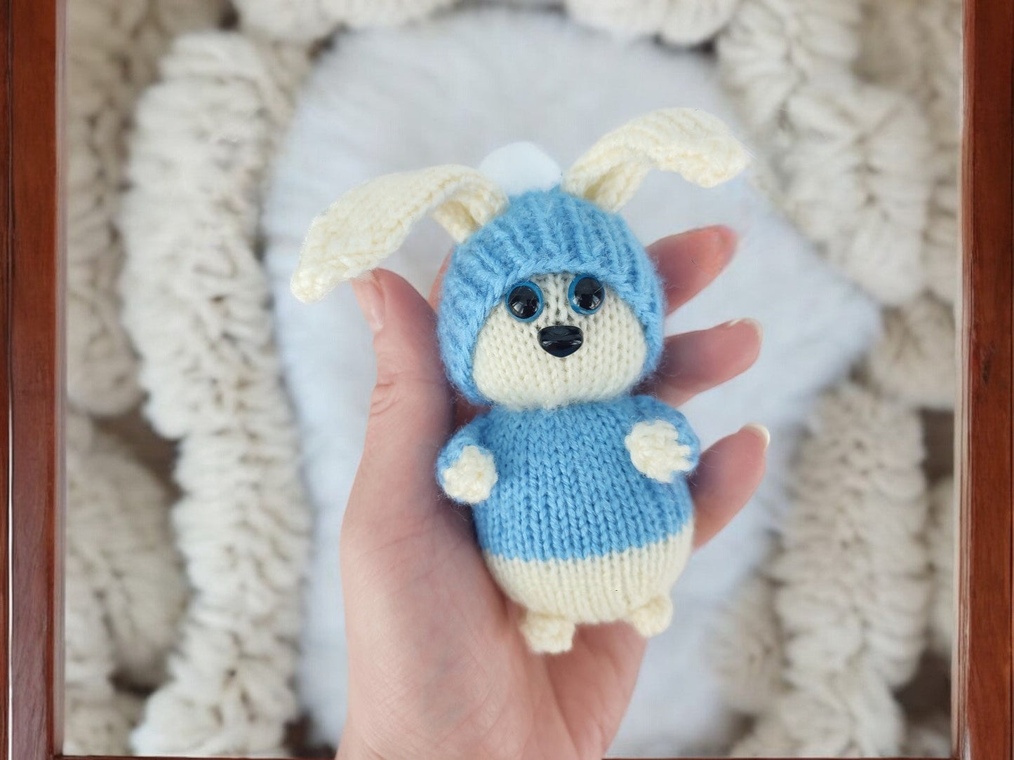 Easter Rabbit Knitting Pattern