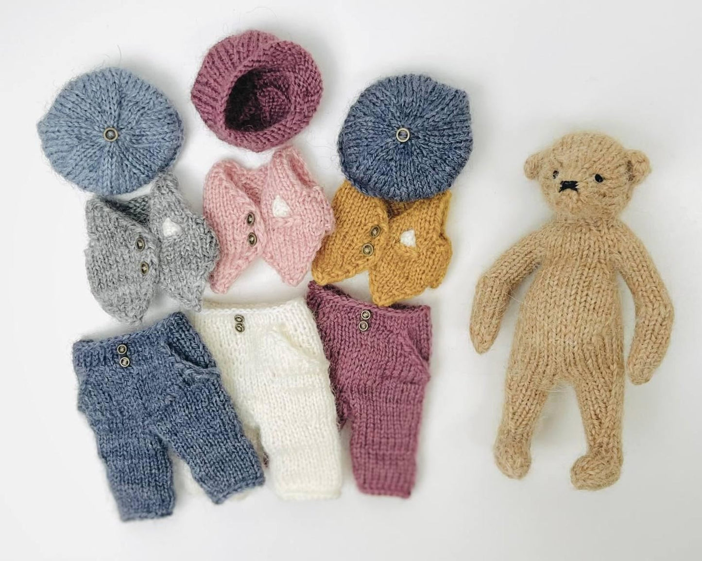 Seamless Mini Teddy Bear Knitting Pattern
