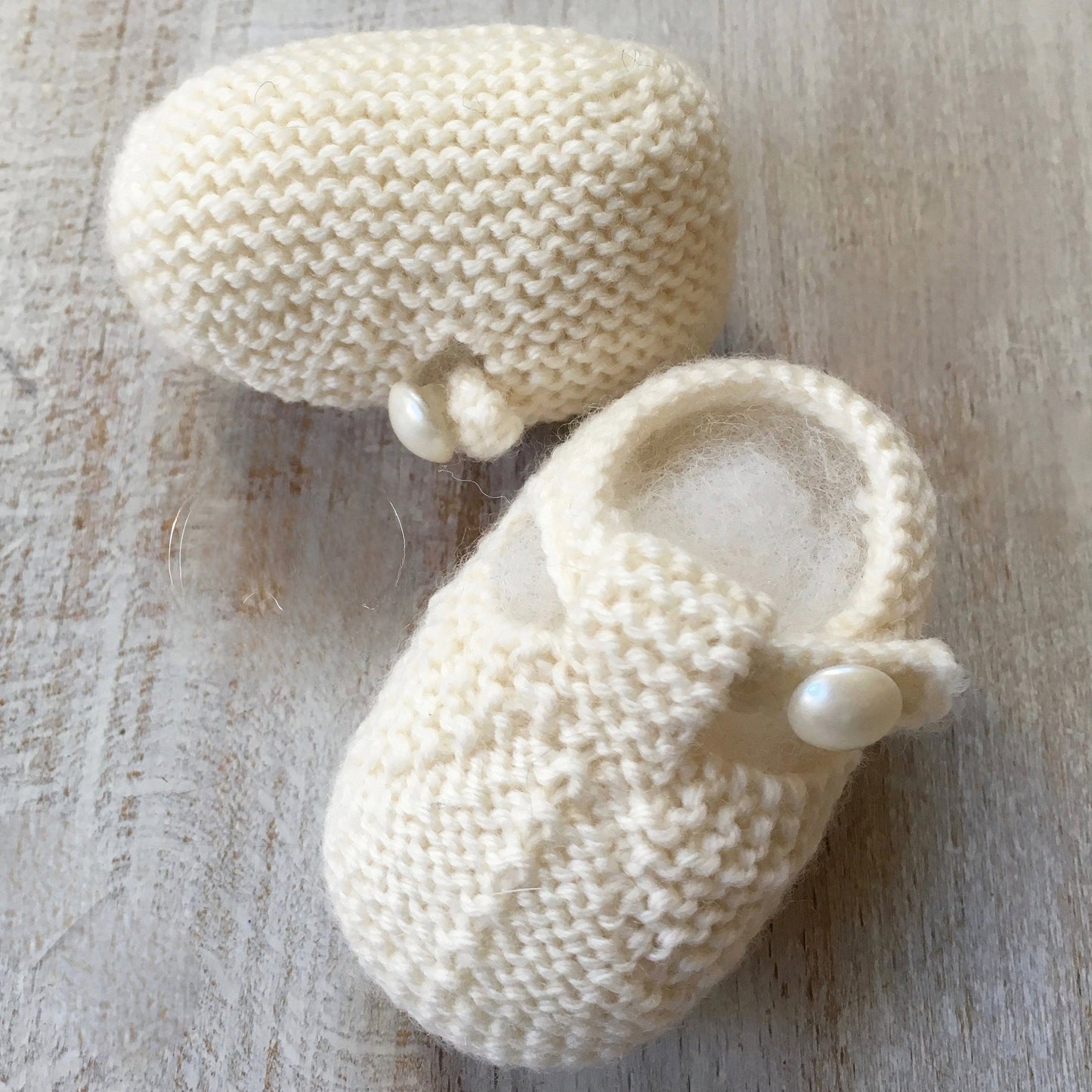 Baby Booties Knitting Pattern