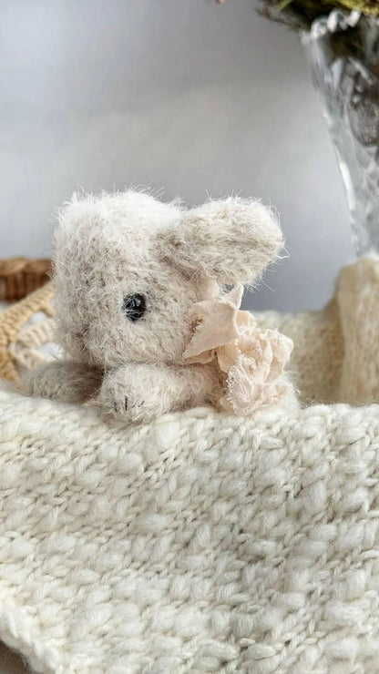 Sweet Bunny Knitting Pattern