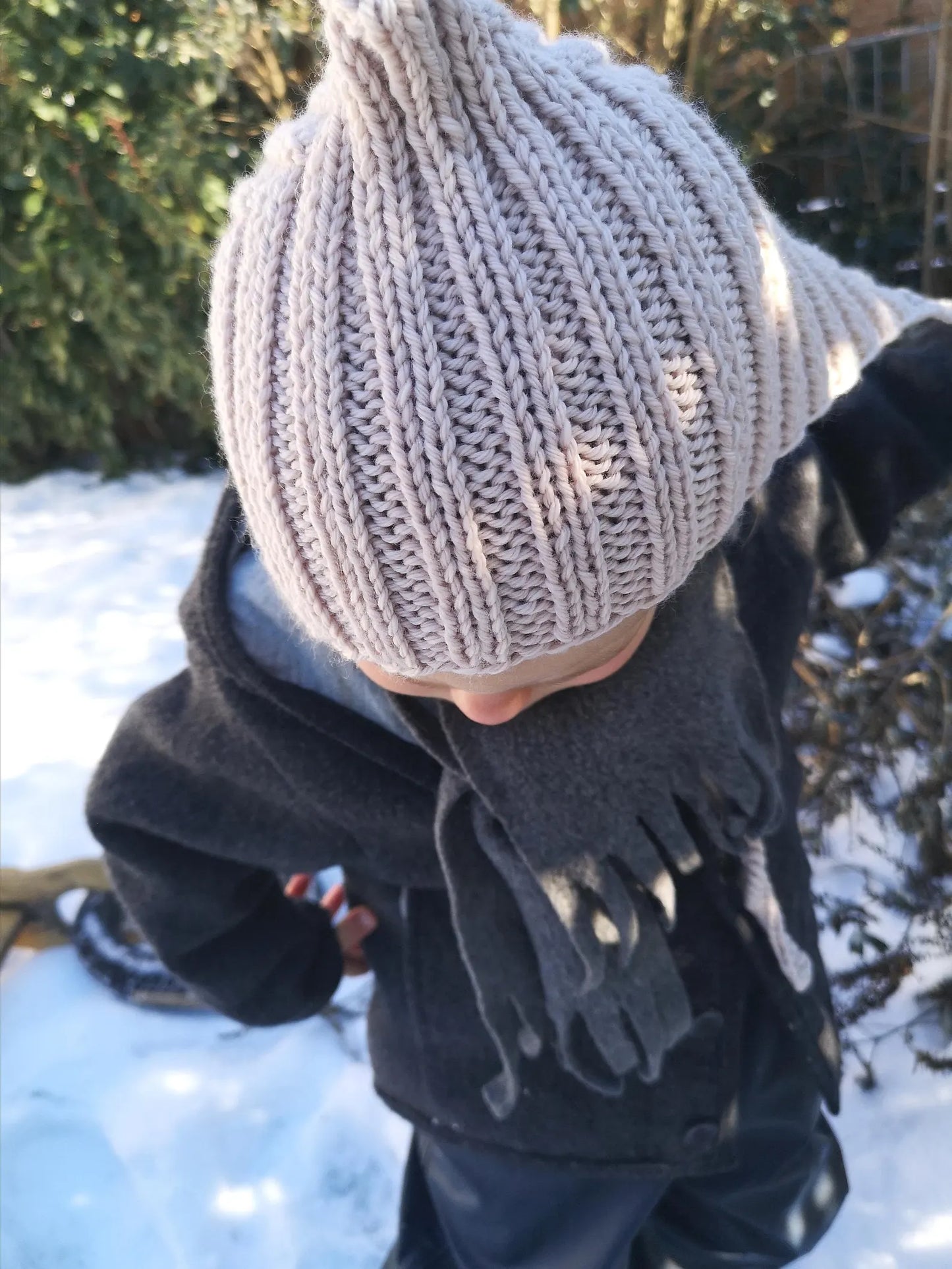 Pixie Hat Knitting Pattern