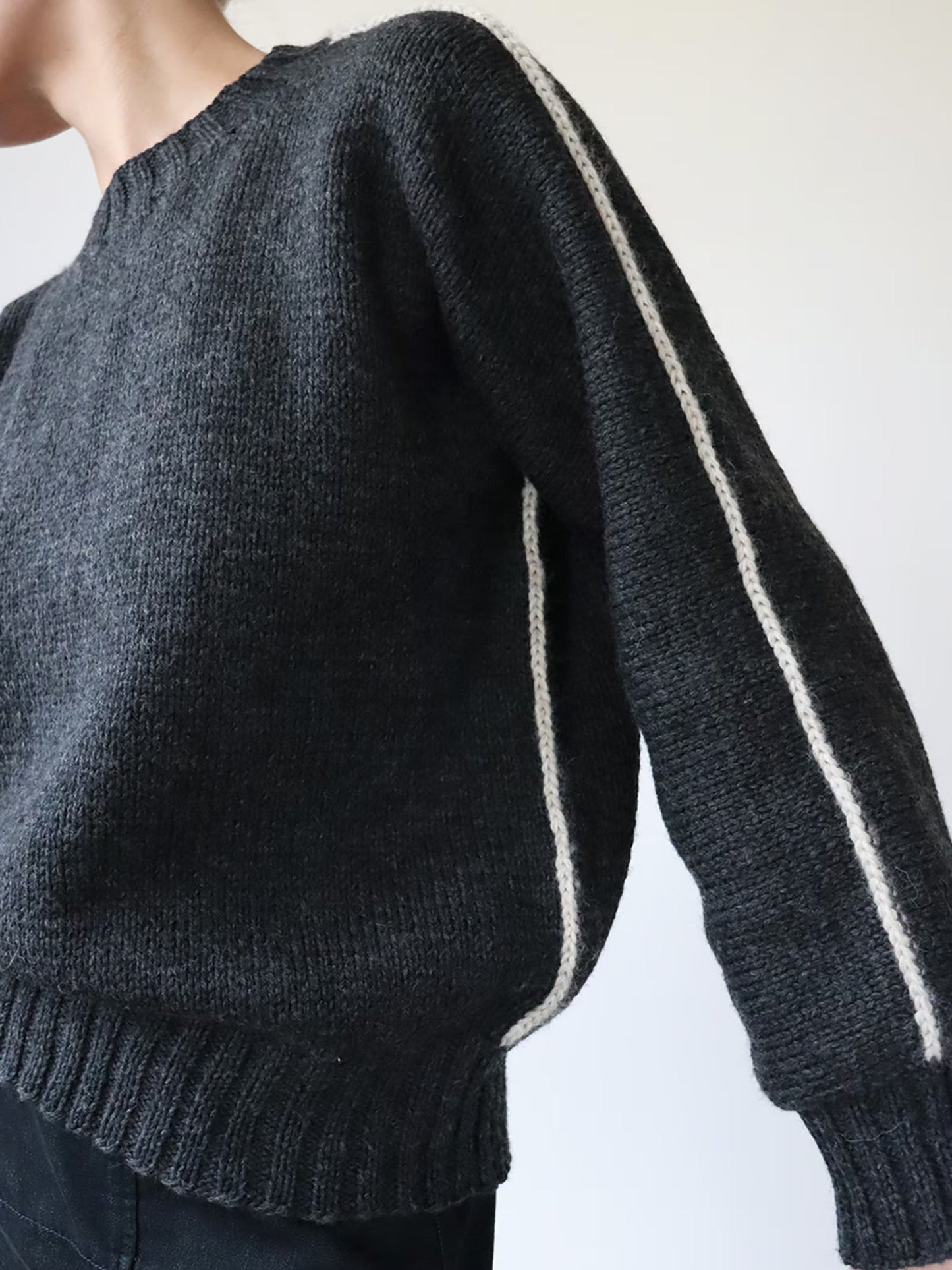 Outline Sweater Knitting Pattern