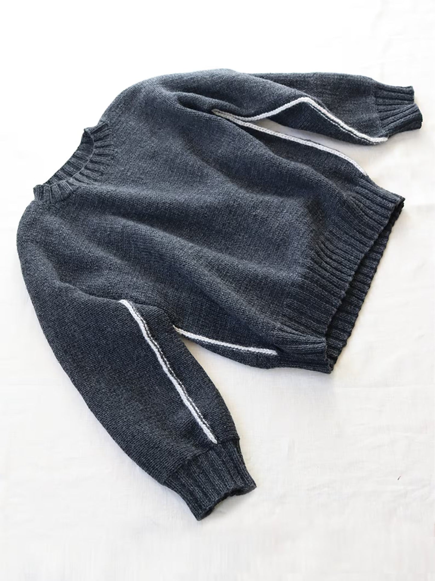Outline Sweater Knitting Pattern