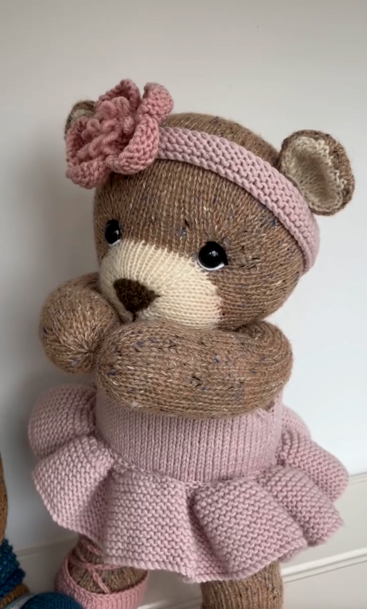 Flower Pinafore Teddy Bear Knitting Pattern