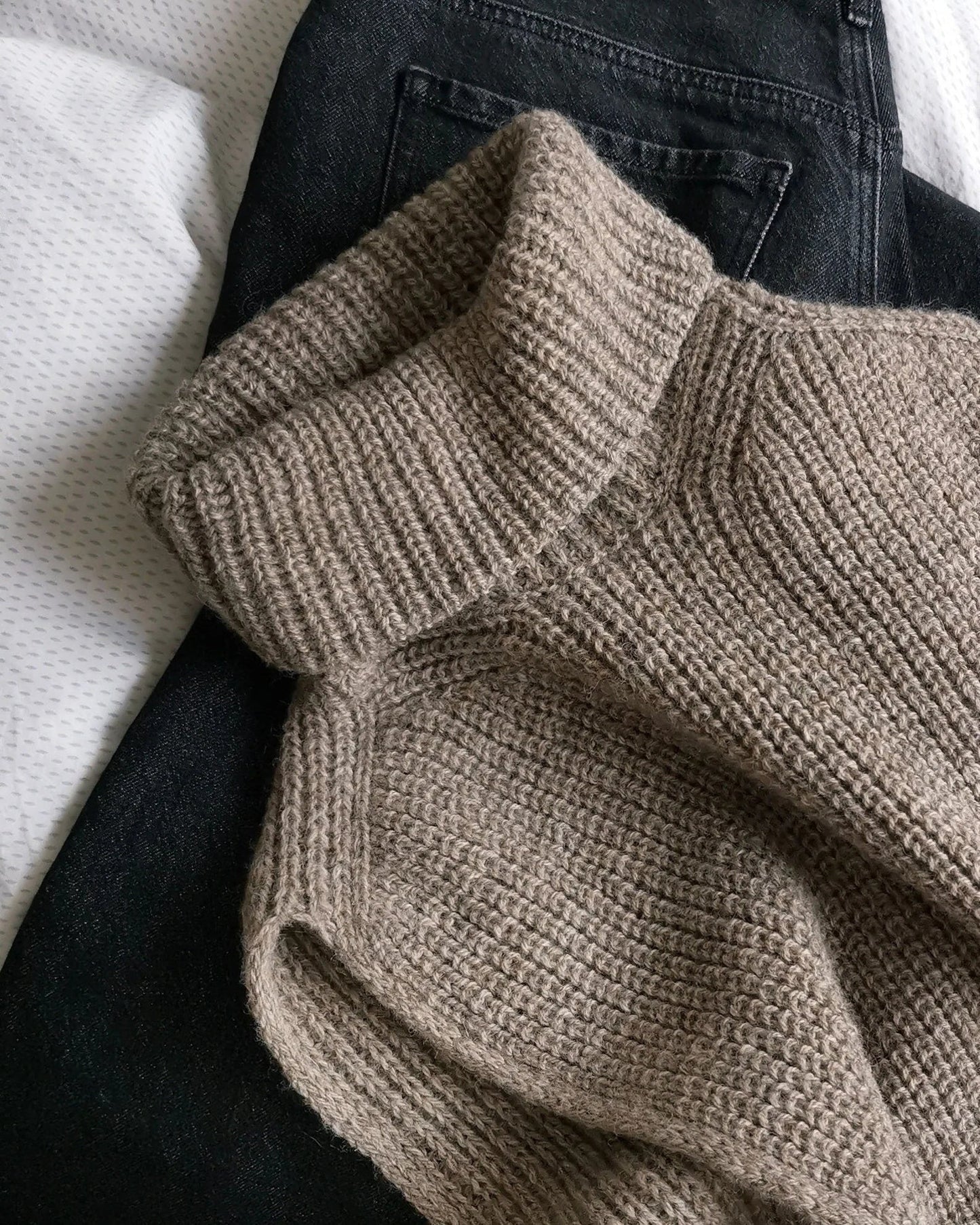 Sweet Collar Knitting Pattern