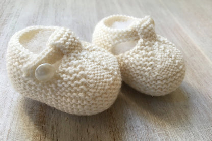 Baby Booties Knitting Pattern
