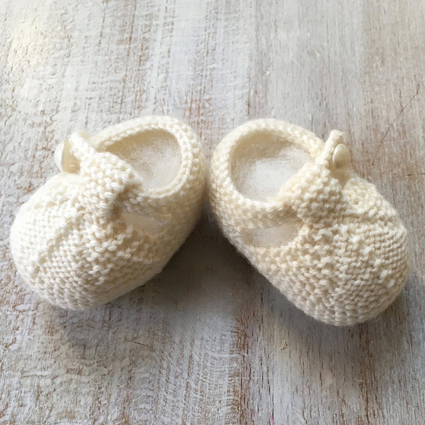 Baby Booties Knitting Pattern