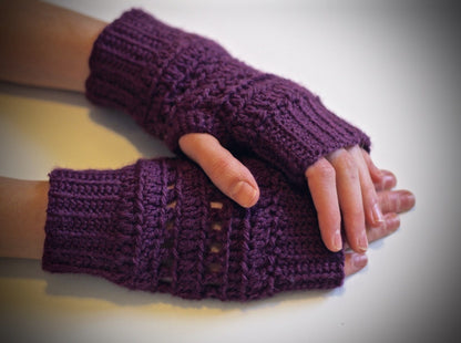 Ribbed Crochet Fingerless Gloves Pattern