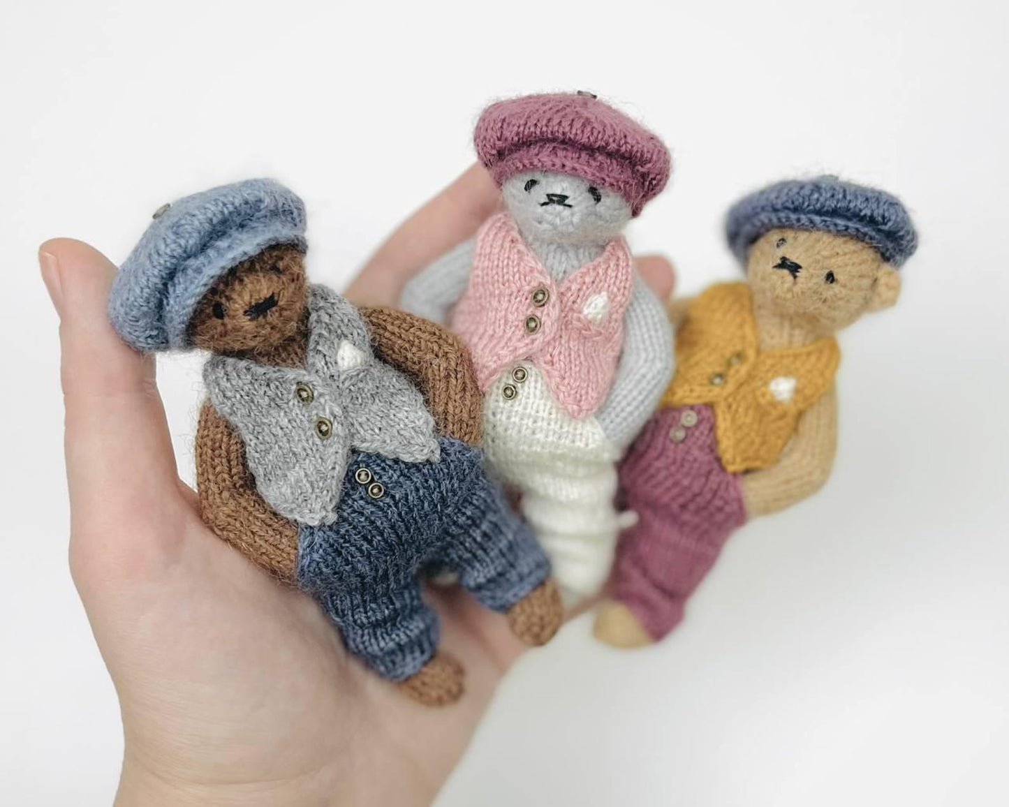 Seamless Mini Teddy Bear Knitting Pattern
