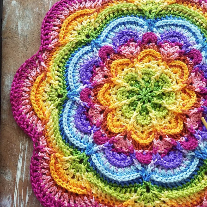 Flower Puddles Mandala Blanket Crochet Pattern