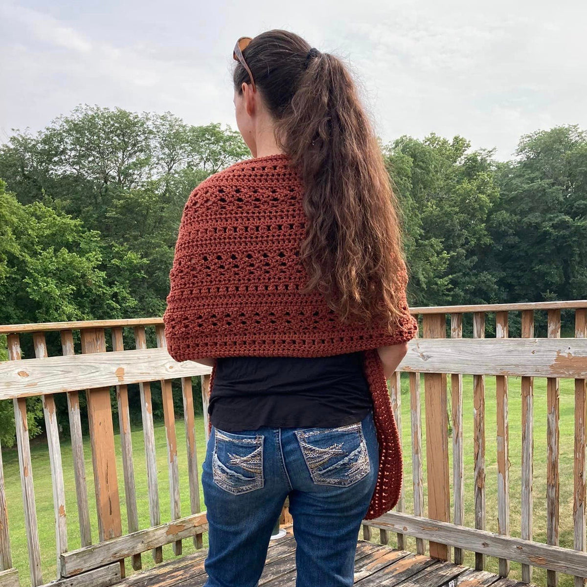 Lesley Pocket Shawl Crochet Pattern