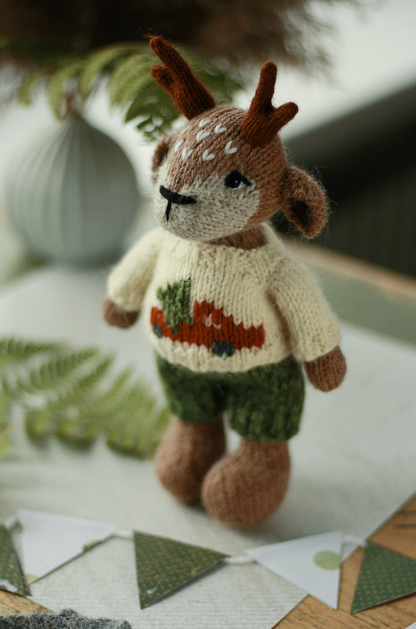 Knitting deer pattern