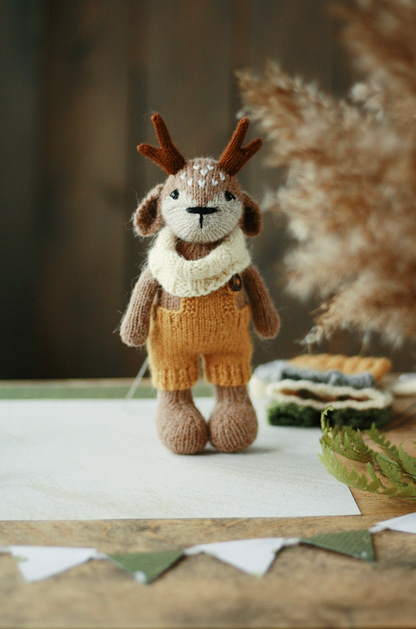 Knitting deer pattern