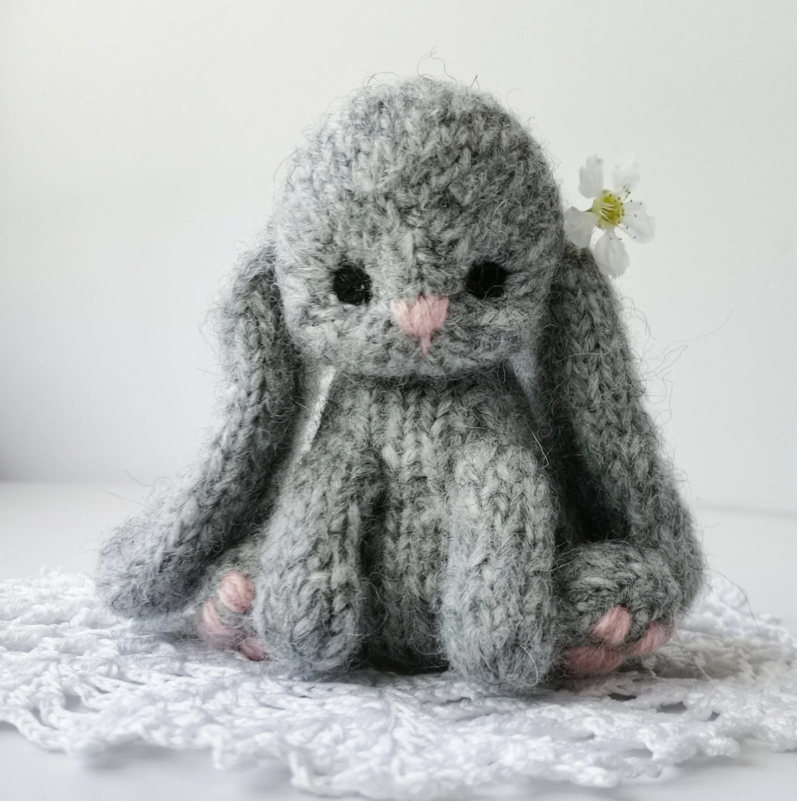 Lily bunny knitting pattern