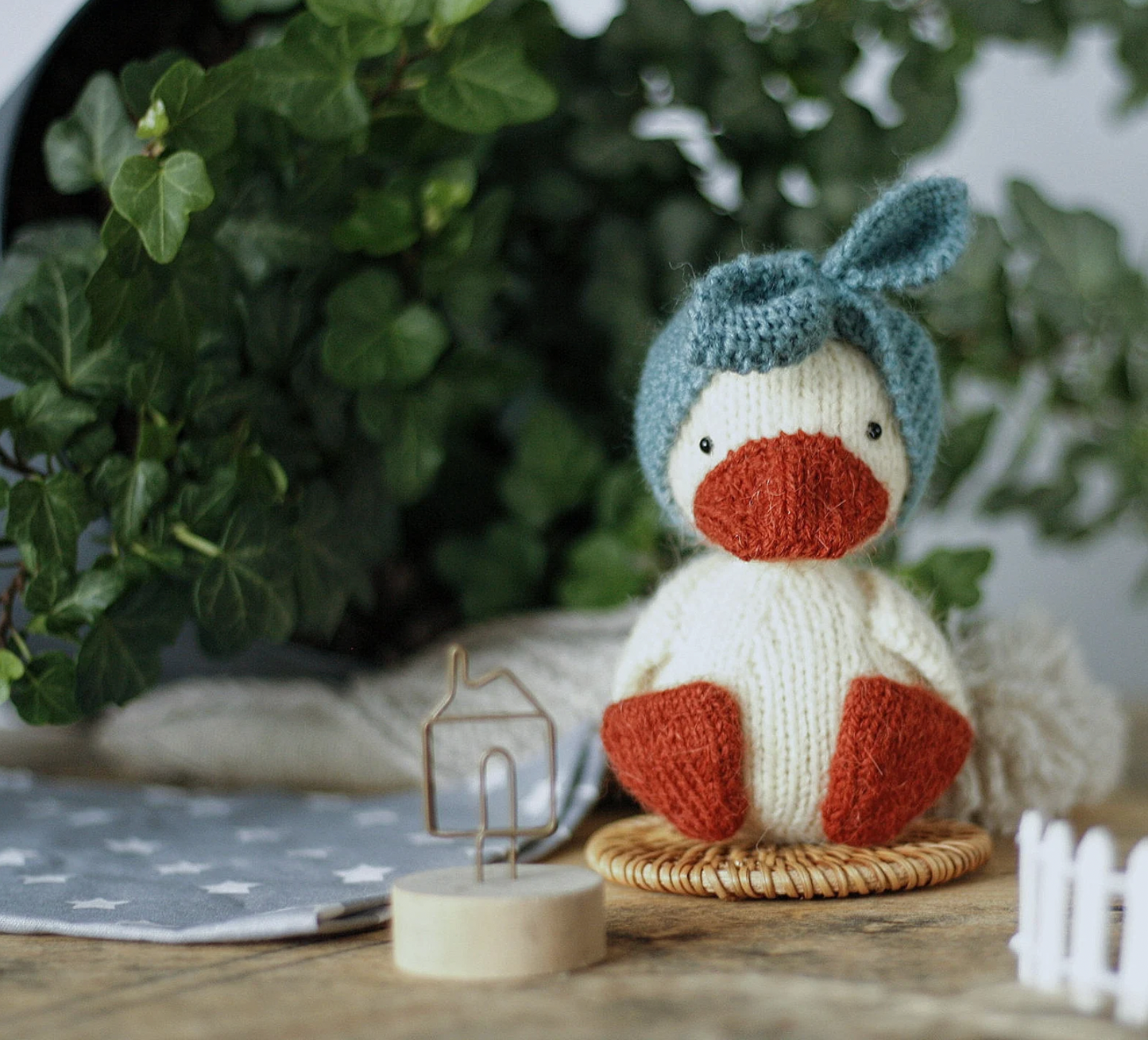 Knitted goose pattern