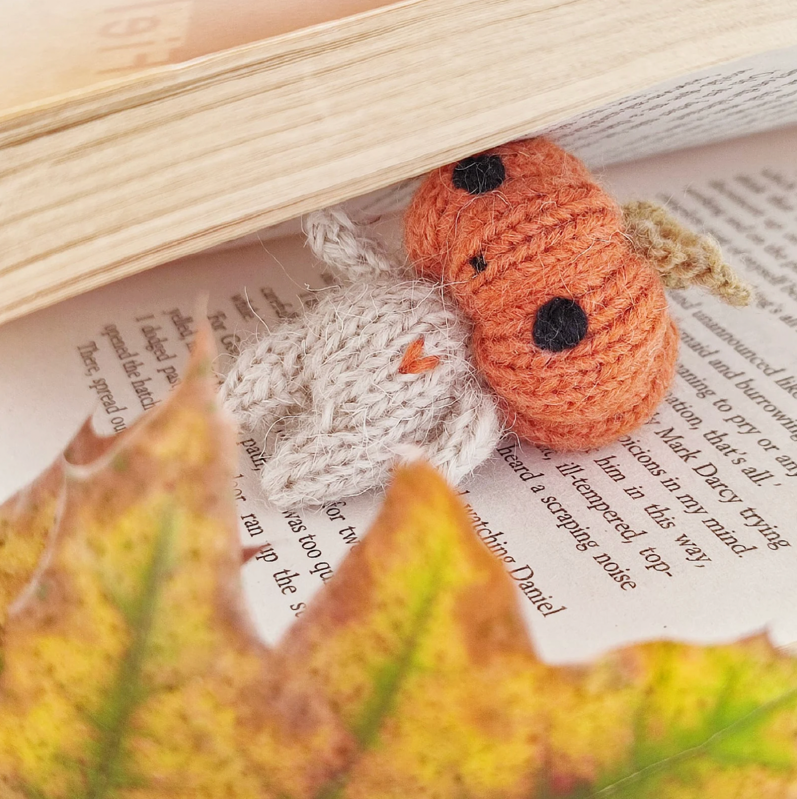 Pumpkin head mini doll knitting pattern