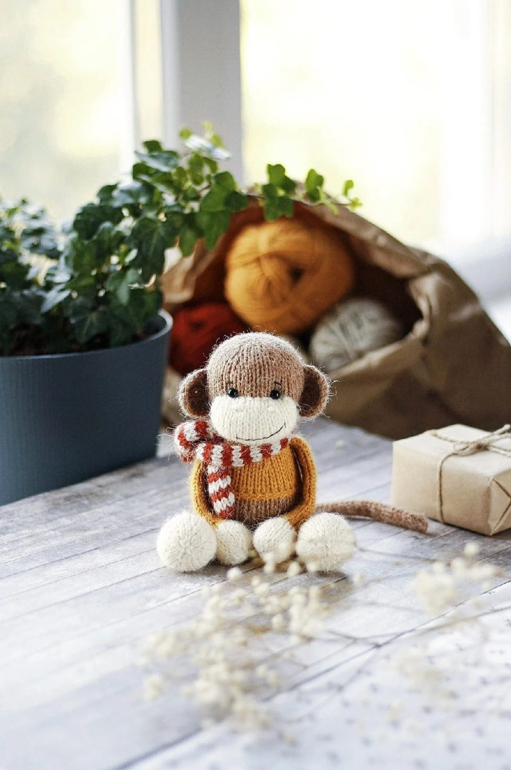 Cute Knitted Monkey Pattern