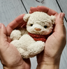 Knitting pattern Kind Bear Toy